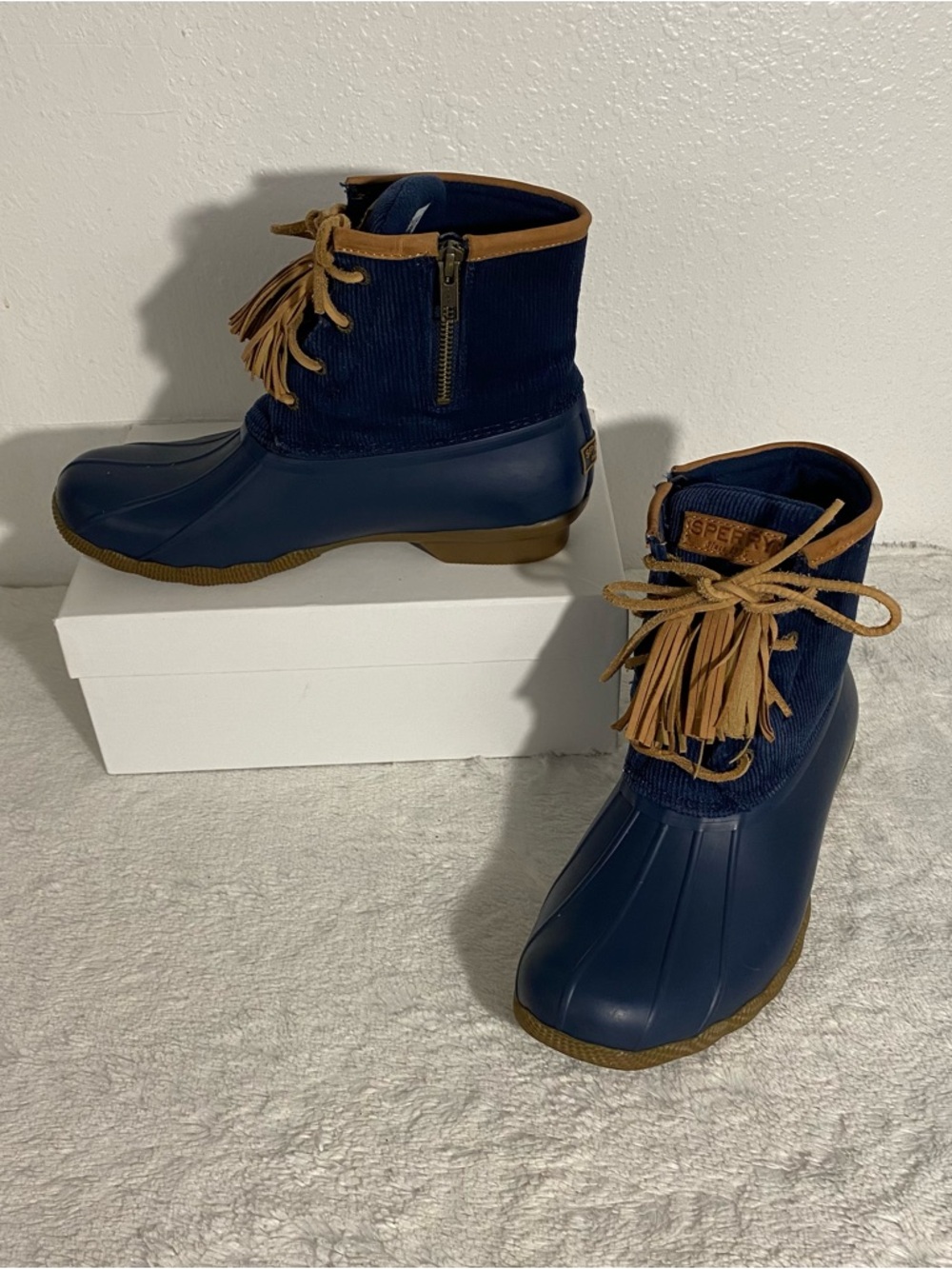 Sperry Saltwater Tassle Corduroy Duck Boots Women’s Size 8.5 Navy Blue Side Zip